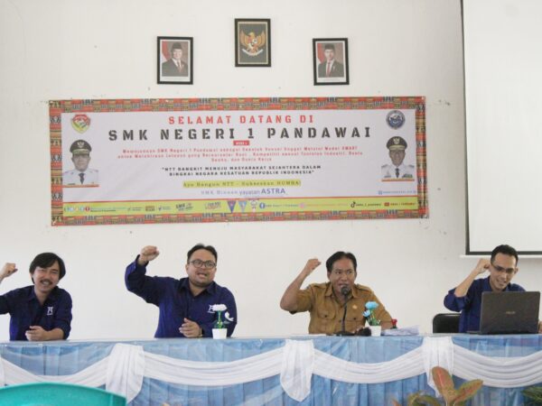 SMK Negeri 1 Pandawai Menuju Miniatur Industri melalui Pendampingan TeFa dalam Penyusunan Jobsheet dan Budaya Kerja Industri
